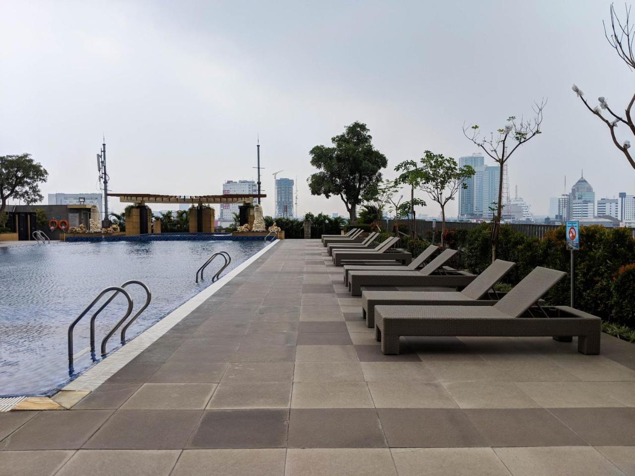 Strategic 2Br Apartment At Trillium Residence By Travelio Surabaya Exterior foto